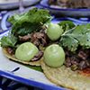 Tacos de asada con nopal